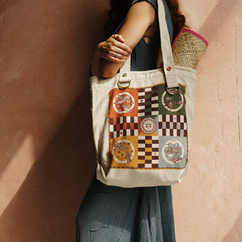 Surmeyi Tote Games